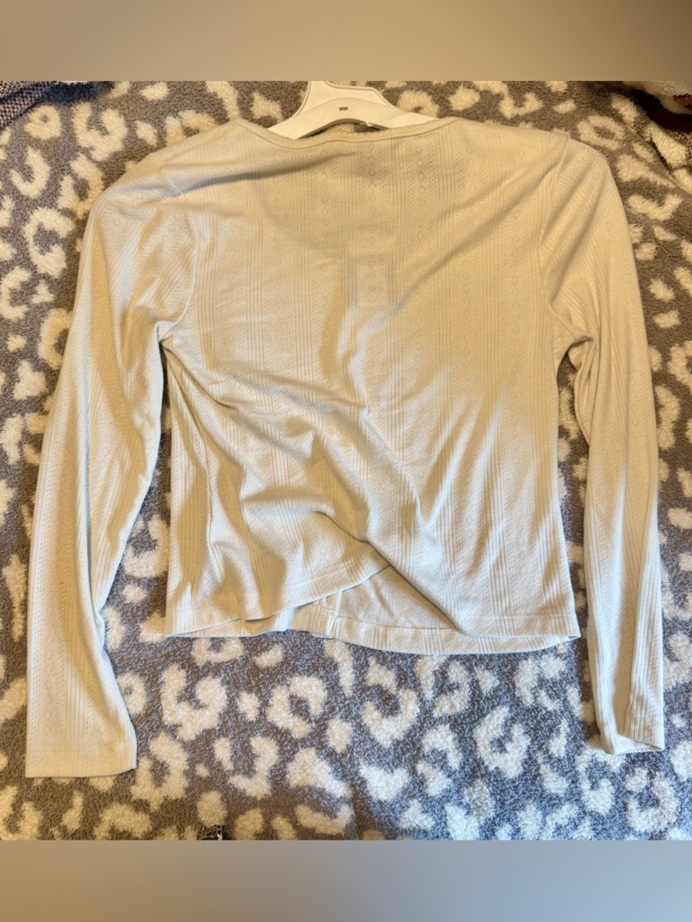 NWT Universal Thread Cream Ribbed Button-Front Women's Top Size M - Picture 2 of 7